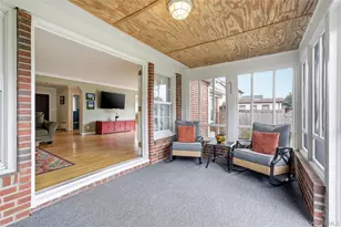 36 Hemlock Ln, Bay Shore, NY 11706 - Photo 16