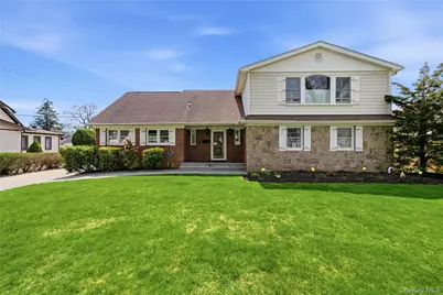 36 Hemlock Lane, Bay Shore, NY 11706 - Photo 1