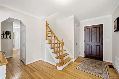36 Hemlock Lane, Bay Shore, NY 11706 - Photo 4