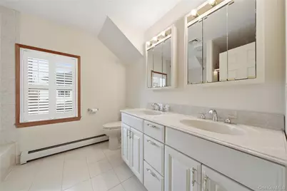 36 Hemlock Lane, Bay Shore, NY 11706 - Photo 36