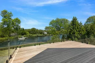 15 Old Point Rd, Quogue, NY 11959 - Photo 18