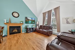 2 Berkeley Ct, Highland Mills, NY 10930 - Photo 6