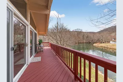 810 Haverstraw Road, Suffern, NY 10901 - Photo 38