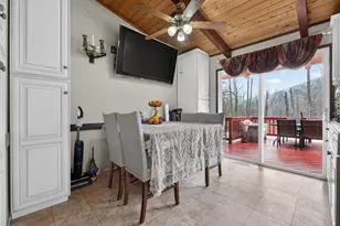 810 Haverstraw Rd, Suffern, NY 10901 - Photo 18