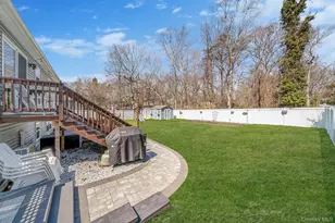 19 Probst Dr, Shirley, NY 11967 - Photo 40
