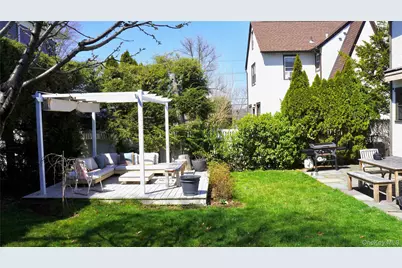 7 Bogert Place, Bronxville, NY 10708 - Photo 8
