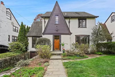 7 Bogert Place, Bronxville, NY 10708 - Photo 1