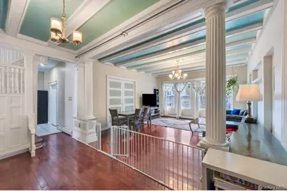 10927 196th Street, Saint Albans, NY 11412 - Photo 8