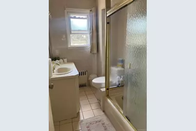 89 Carstairs Road, Valley Stream, NY 11581 - Photo 12