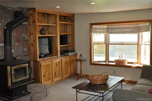 550 Browning Rd, Salt Point, NY 12578 - Photo 8