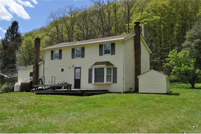 550 Browning Road, Salt Point, NY 12578 - Photo 4