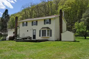 550 Browning Rd, Salt Point, NY 12578 - Photo 4