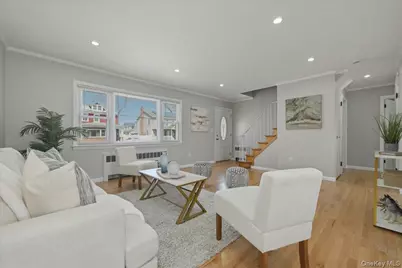 2726 Orchard Street, North Bellmore, NY 11710 - Photo 4