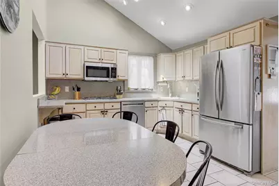 16 Amherst Drive, Massapequa, NY 11758 - Photo 8