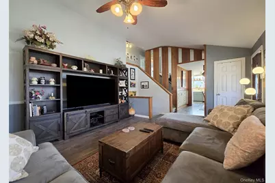 261 Phyllis Drive, Patchogue, NY 11772 - Photo 2