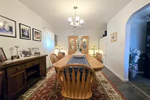 261 Phyllis Dr, Patchogue, NY 11772 - Photo 4