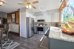 261 Phyllis Dr, Patchogue, NY 11772 - Photo 6