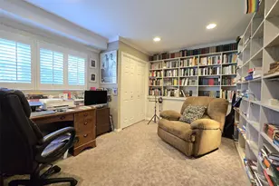 261 Phyllis Dr, Patchogue, NY 11772 - Photo 16