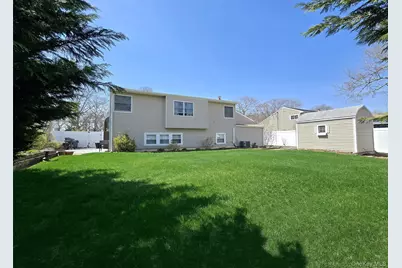 261 Phyllis Drive, Patchogue, NY 11772 - Photo 20