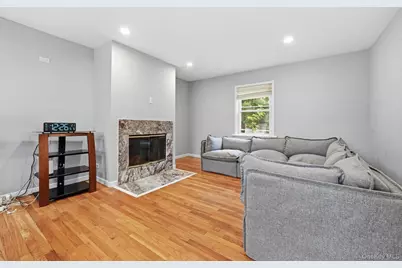 140 North Street, Locust Valley, NY 11560 - Photo 6