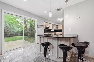 140 North St, Locust Valley, NY 11560 - Photo 10