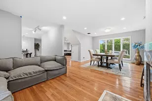 140 North St, Locust Valley, NY 11560 - Photo 4
