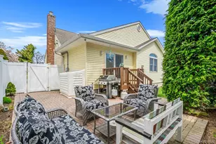 3476 Clifton Blvd, Wantagh, NY 11793 - Photo 16