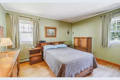 34 Oxbow Road, Patchogue, NY 11772 - Photo 14