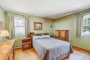 34 Oxbow Rd, Patchogue, NY 11772 - Photo 14