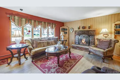 34 Oxbow Road, Patchogue, NY 11772 - Photo 6