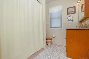 77-21 76th St, Glendale, NY 11385 - Photo 20