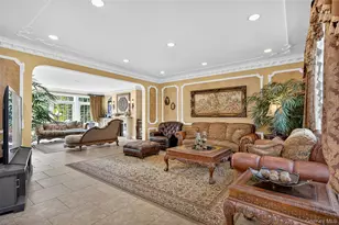 211 Hillturn Ln, Roslyn Heights, NY 11577 - Photo 6