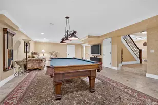 211 Hillturn Ln, Roslyn Heights, NY 11577 - Photo 18