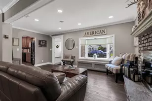 12 Floral Ave, Bethpage, NY 11714 - Photo 6