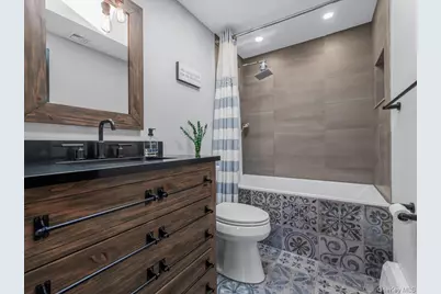 12 Floral Avenue, Bethpage, NY 11714 - Photo 22