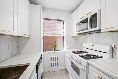 620 West 239th #Unit 4A, Bronx, NY 10463 - Photo 12