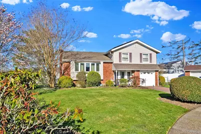 1244 Village Court, Baldwin, NY 11510 - Photo 2