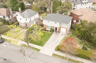 241-11 52nd Ave, Douglaston, NY 11362 - Photo 16