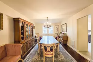 241-11 52nd Ave, Douglaston, NY 11362 - Photo 4