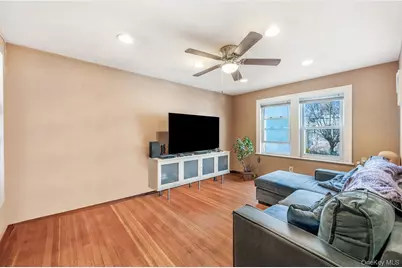 1918 Ditmars Boulevard, Astoria, NY 11105 - Photo 22