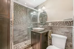 19-18 Ditmars Blvd, Astoria, NY 11105 - Photo 8