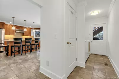 3 Quail Run, Hampton Bays, NY 11946 - Photo 10
