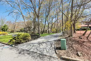 3 Quail Run, Hampton Bays, NY 11946 - Photo 38