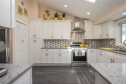 45 Woodglen Drive, New City, NY 10956 - Photo 8