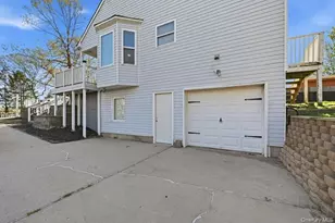 31 Sayville Rd, Sound Beach, NY 11789 - Photo 2