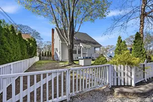 31 Sayville Rd, Sound Beach, NY 11789 - Photo 18