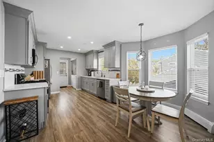 31 Sayville Rd, Sound Beach, NY 11789 - Photo 4