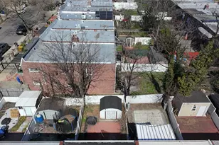 10107 Avenue L, Brooklyn, NY 11236 - Photo 24