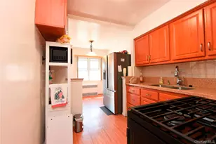 10107 Avenue L, Brooklyn, NY 11236 - Photo 6
