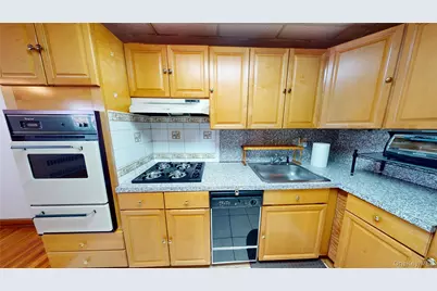 77-11 30th Avenue, East Elmhurst, NY 11370 - Photo 18